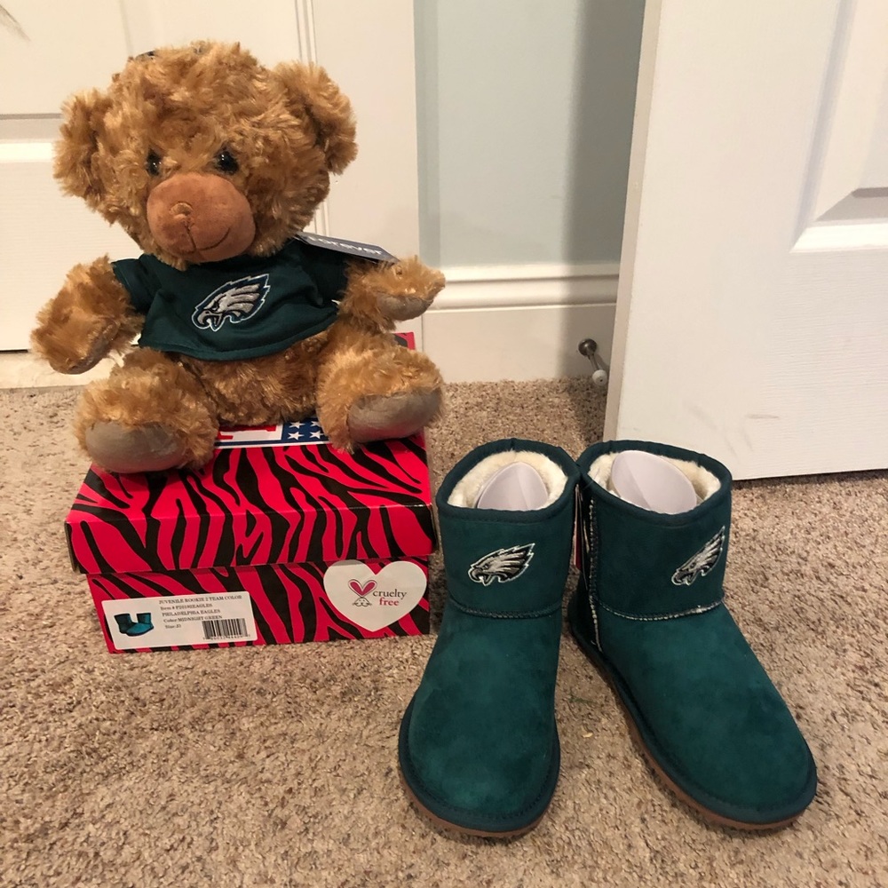 New In Box Girls Size 3 Philadelphia Eagles Boot